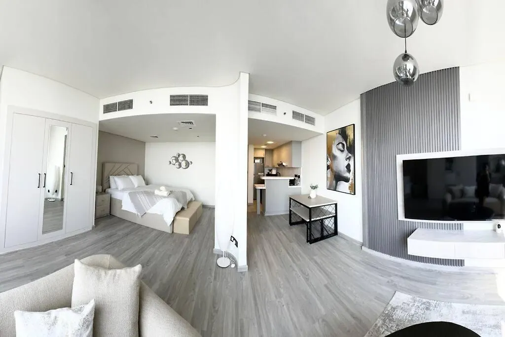 Amazing Modern Spacious Studio At Sky Gardens Difc Apartment Dubai
